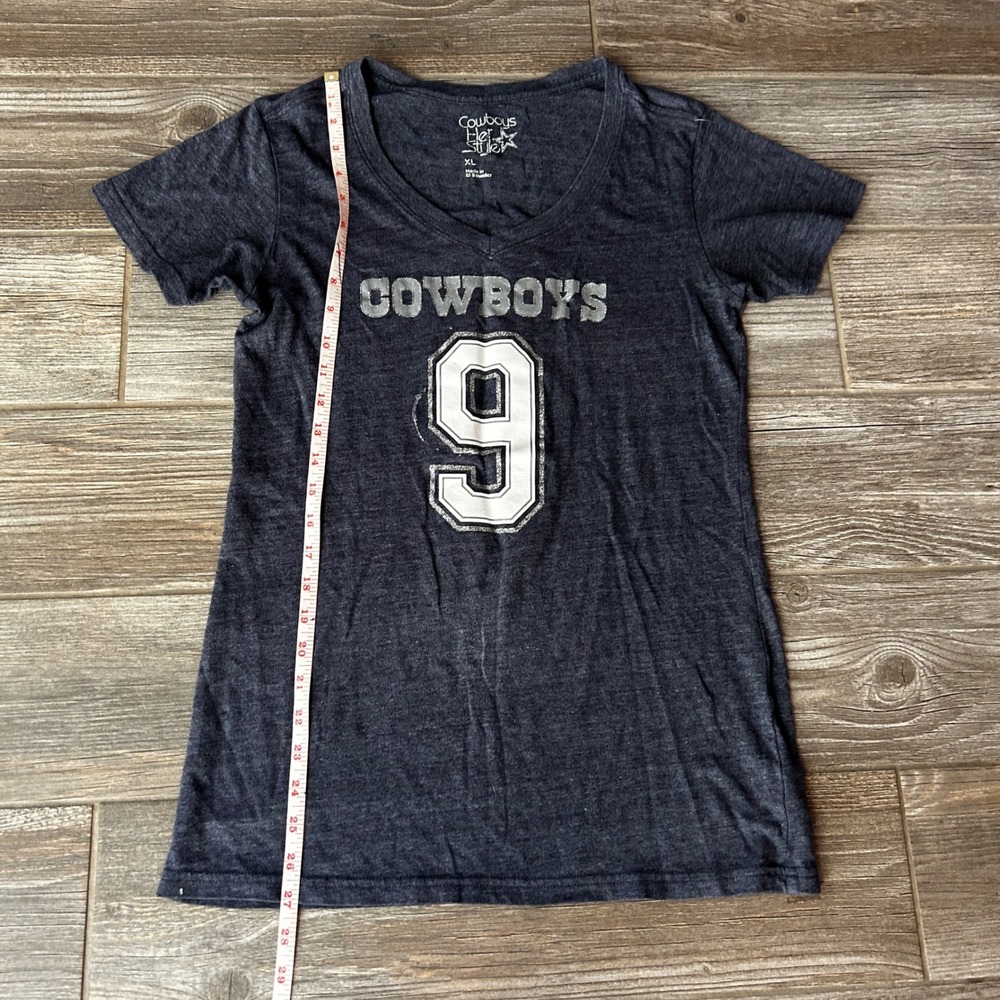 Cowboys Her Style V Neck T Shirt Romo 9 Womens XL Navy Blue NFL Football - Picture 2 of 5
